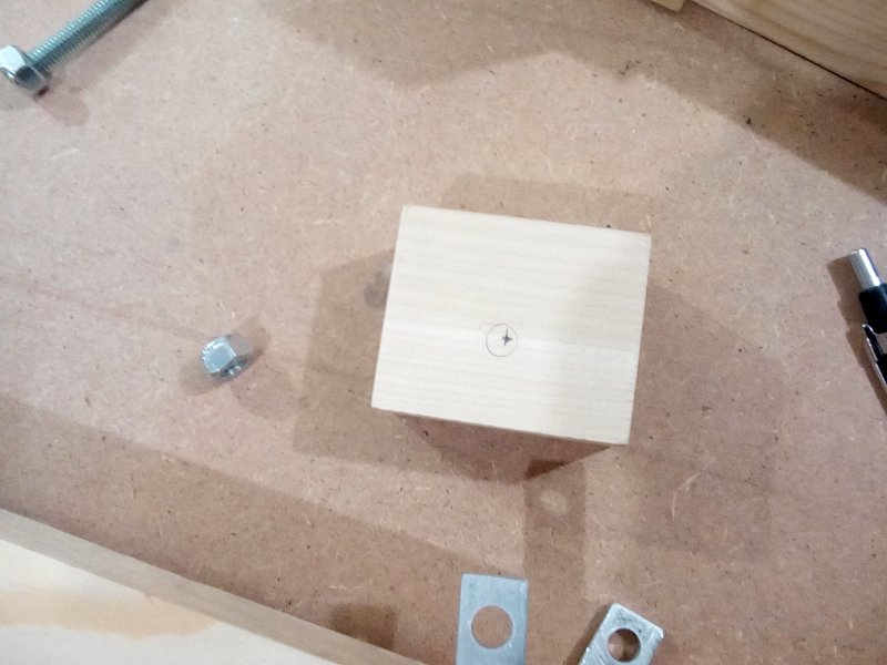 разметка отверстия