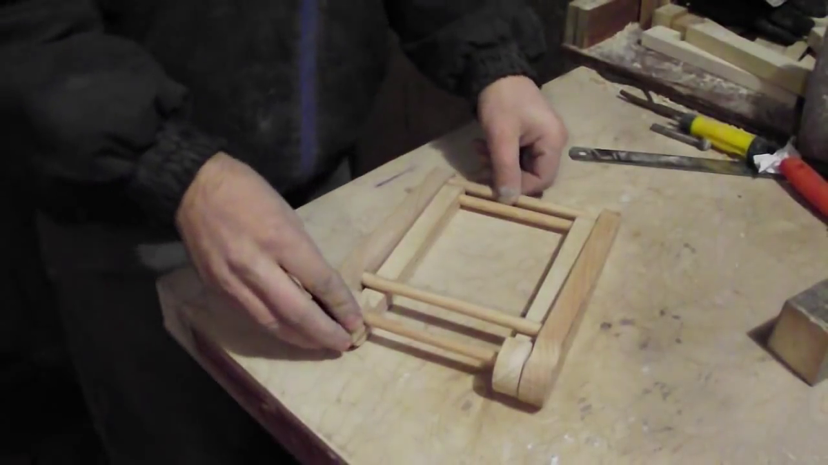 подставка в сложенном виде