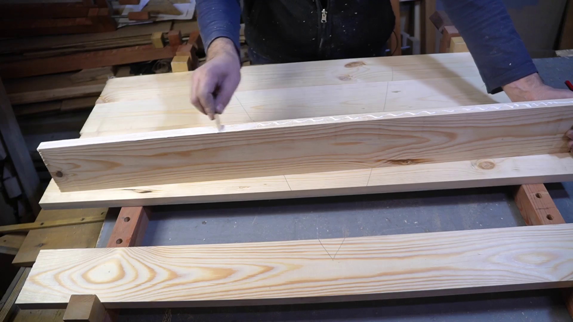 нанесение клея