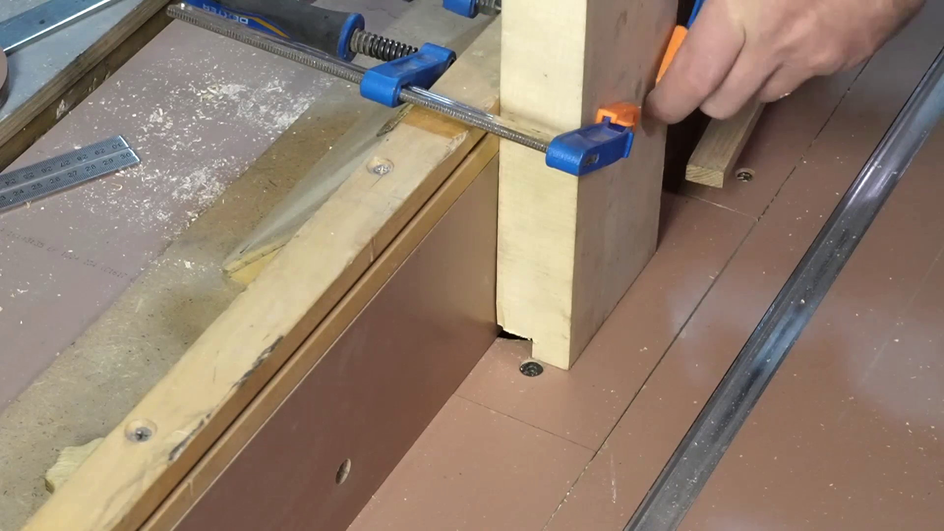 установка приспособления