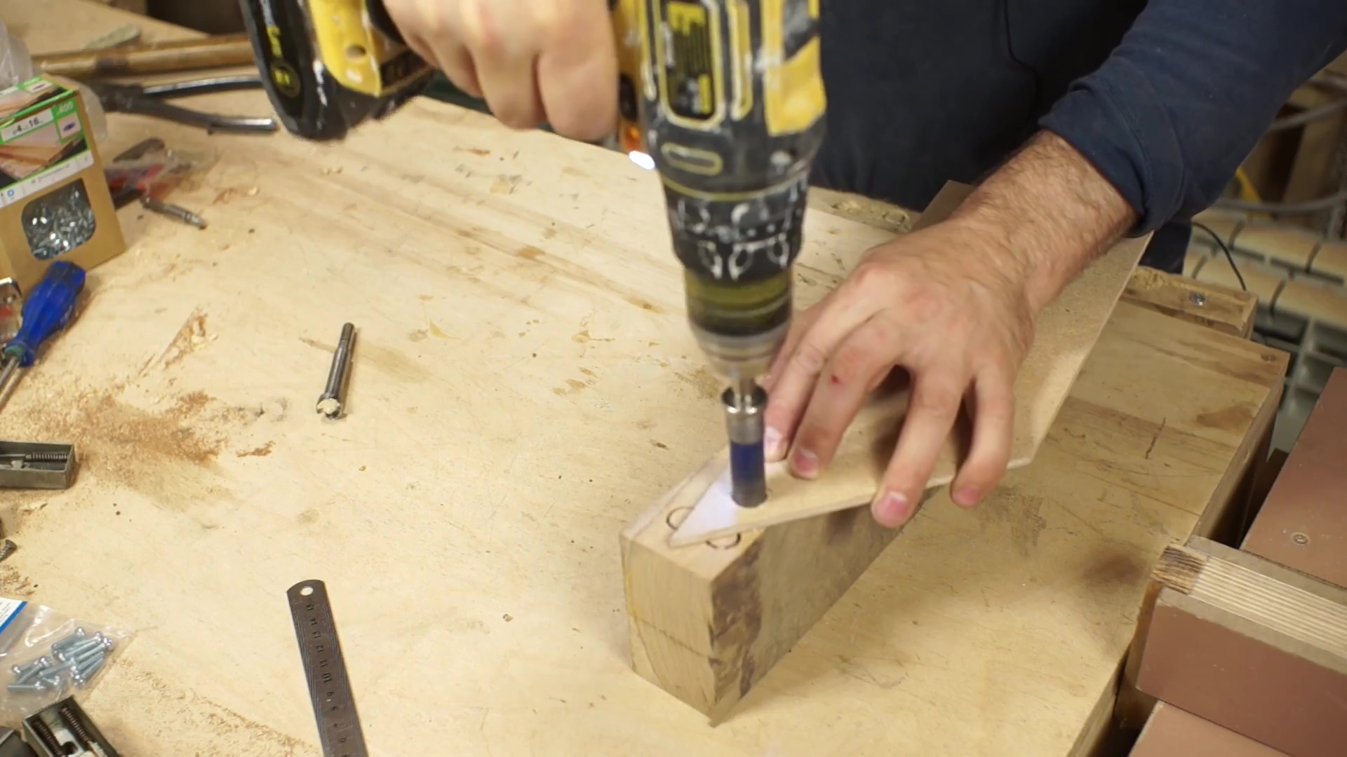 сверление дрелью